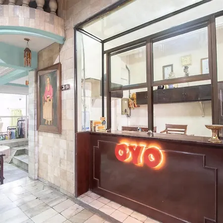 Oyo 2580 Hotel Puri Royan